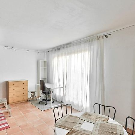 Charming Accommodation For 2 People - Párizs Kültér fotó