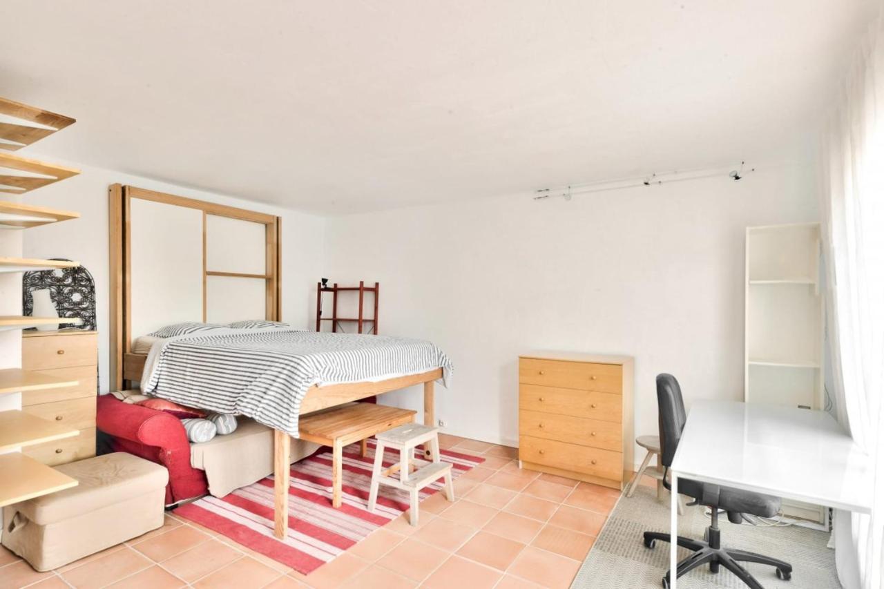 Charming Accommodation For 2 People - Párizs Kültér fotó